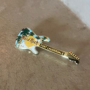 Hard Rock Cafe FORT LAUDERDALE 1999 Palm Trees Guitar PIN Fender